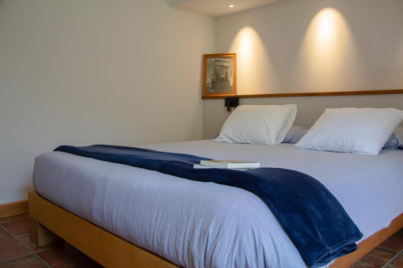 Hostal Mas Rovira Banyoles Exterior foto