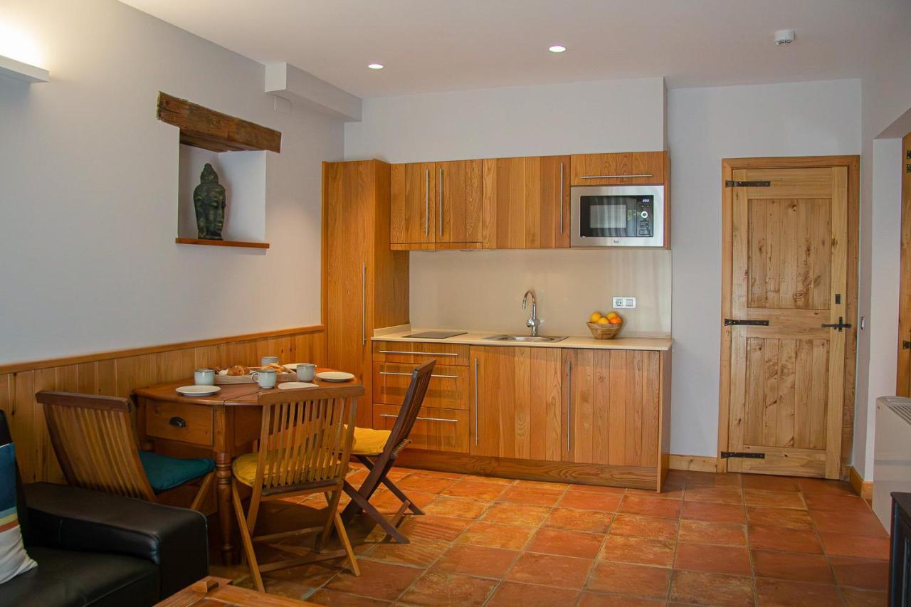 Hostal Mas Rovira Banyoles Exterior foto