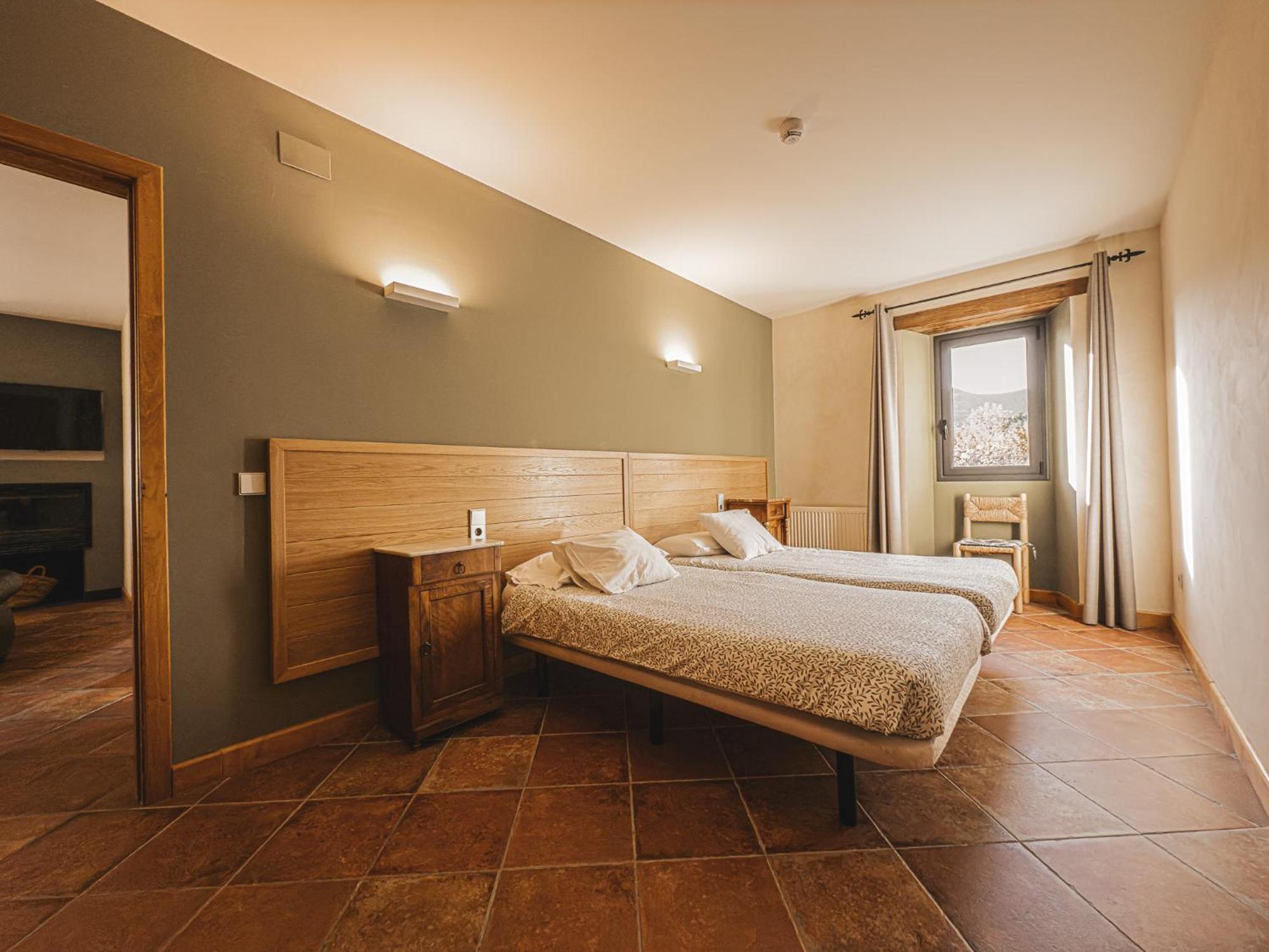 Hostal Mas Rovira Banyoles Exterior foto