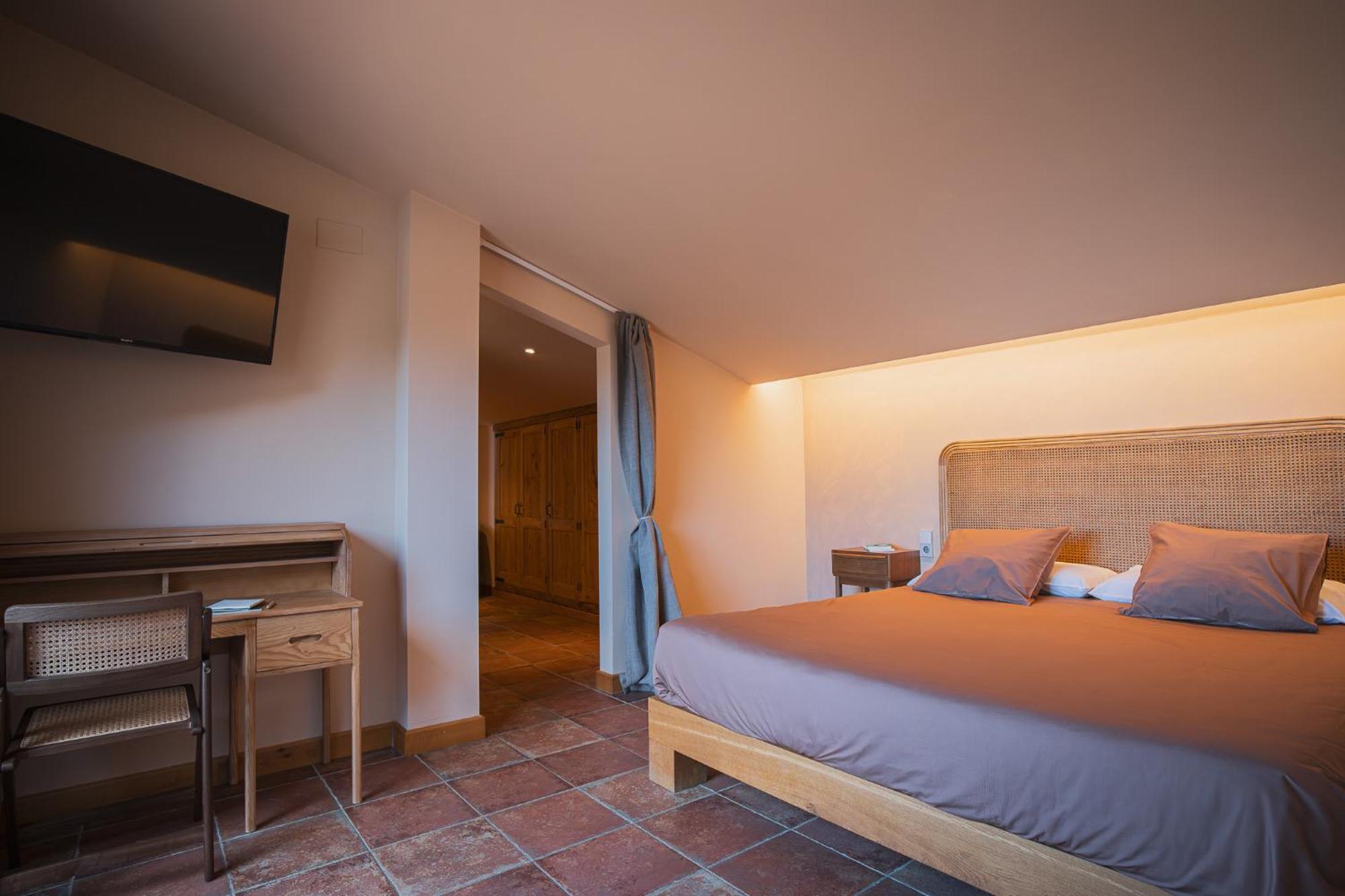 Hostal Mas Rovira Banyoles Exterior foto